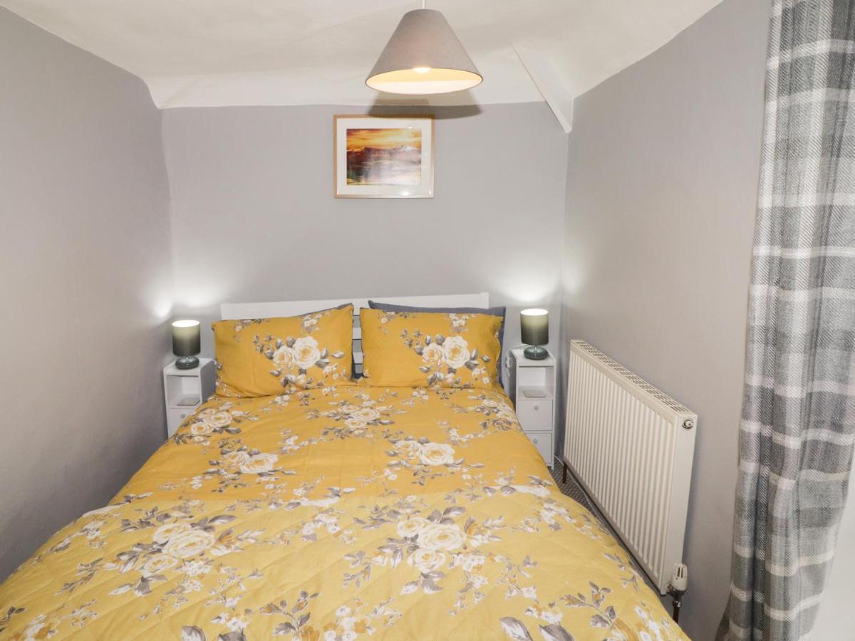 Kooky Cottage Brecon Bagian luar foto
