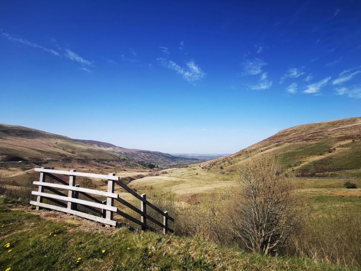 Kooky Cottage Brecon Bagian luar foto