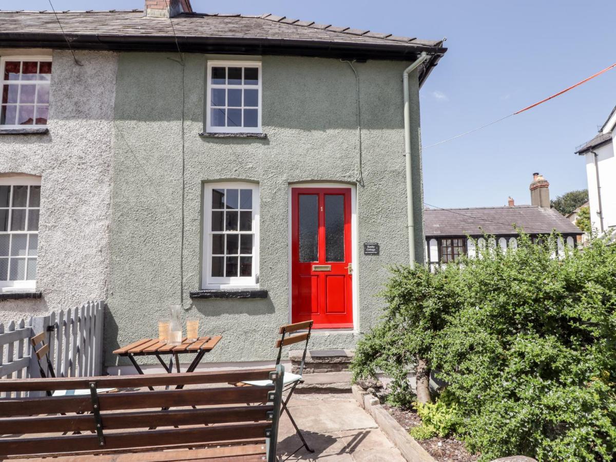 Kooky Cottage Brecon Bagian luar foto